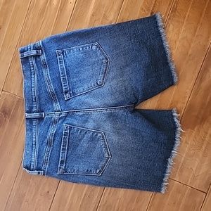 Loft Fray Hem Mid Rise Denim 6" Shorts 2
